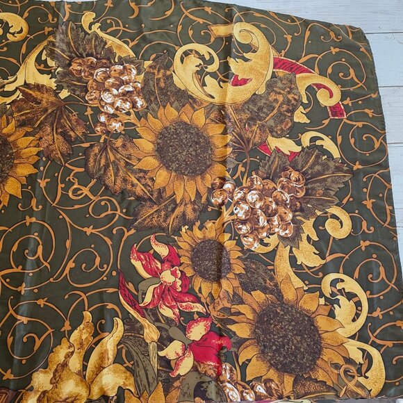 Vintage Chanel Paris Silk Scarf Classic Quiet Luxury Old Money Sunflowers - Picture 11 of 16